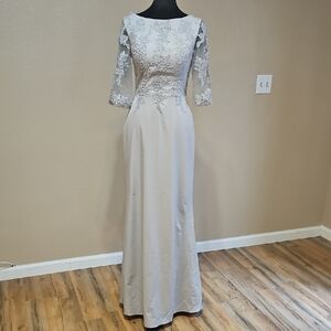 Elegant Gray Lace Evening Gown